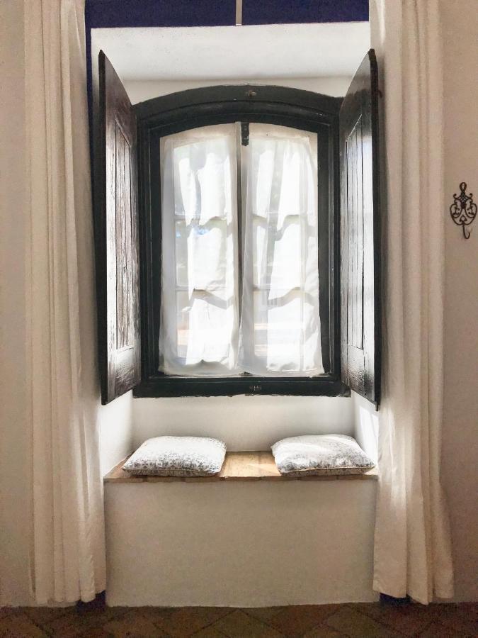 אלבור Casa Largo Do Poco Guesthouse מראה חיצוני תמונה